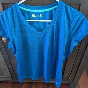 Xersion Women’s V-Neck Active Tee - Size L